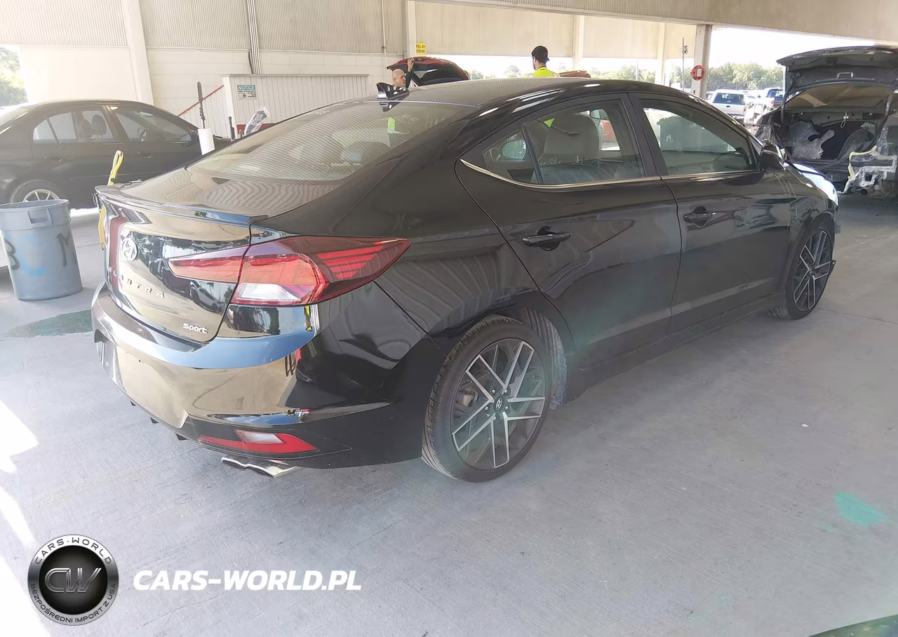 2020 Hyundai Elantra Sport VIN:KMHD04LB6LU994796 - 4