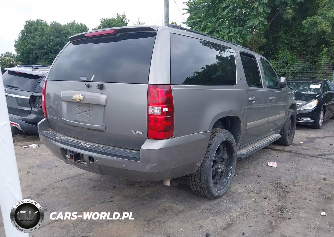2007 Chevrolet Suburban Lt VIN:1GNFK16347R318003 - 4