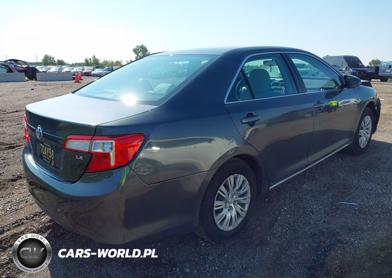 2014 Toyota Camry Le VIN:4T1BF1FK8EU378147 - 4