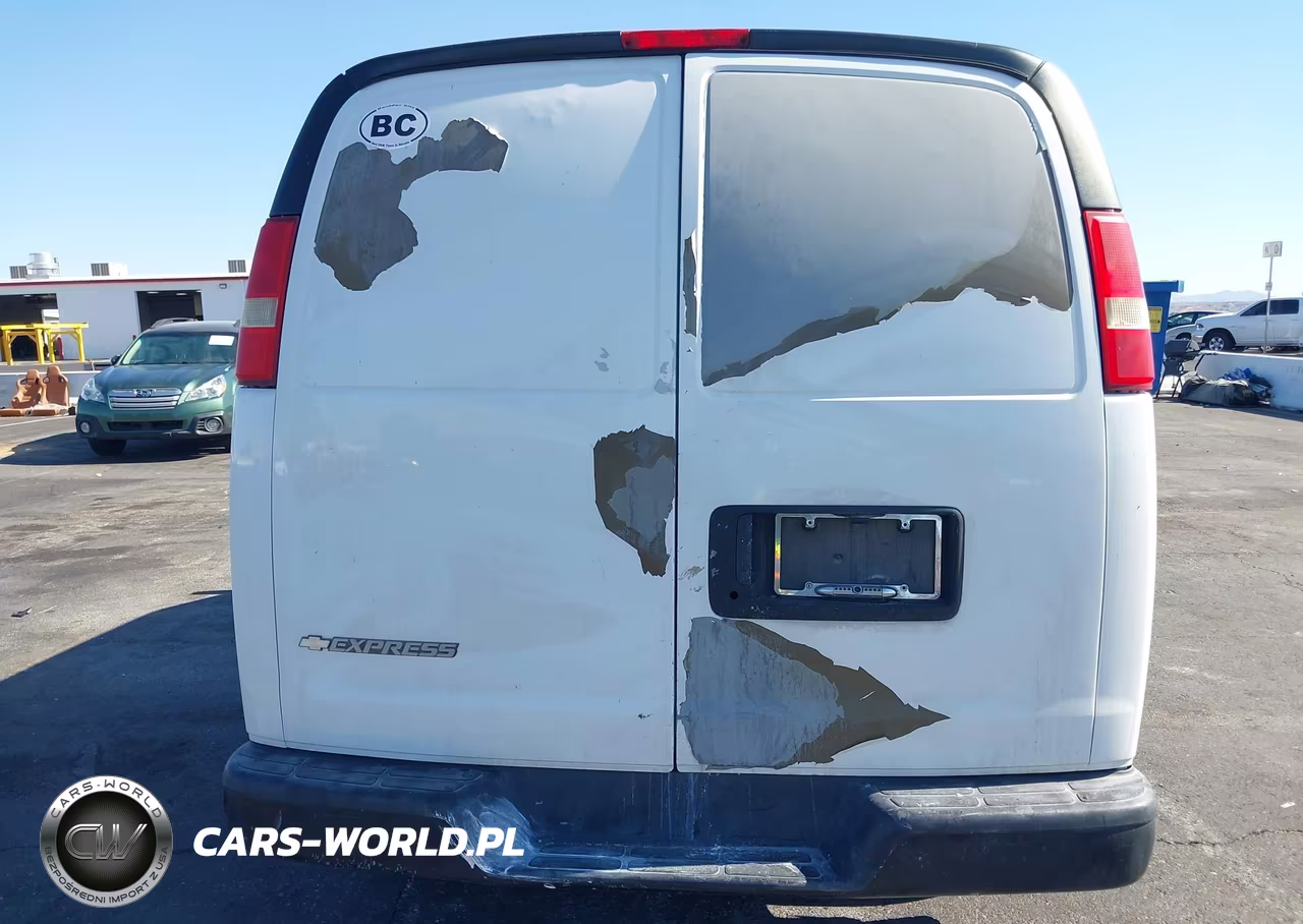 2010 Chevrolet Express 1500 Work Van VIN:1GCUGADX9A1109403 - 14