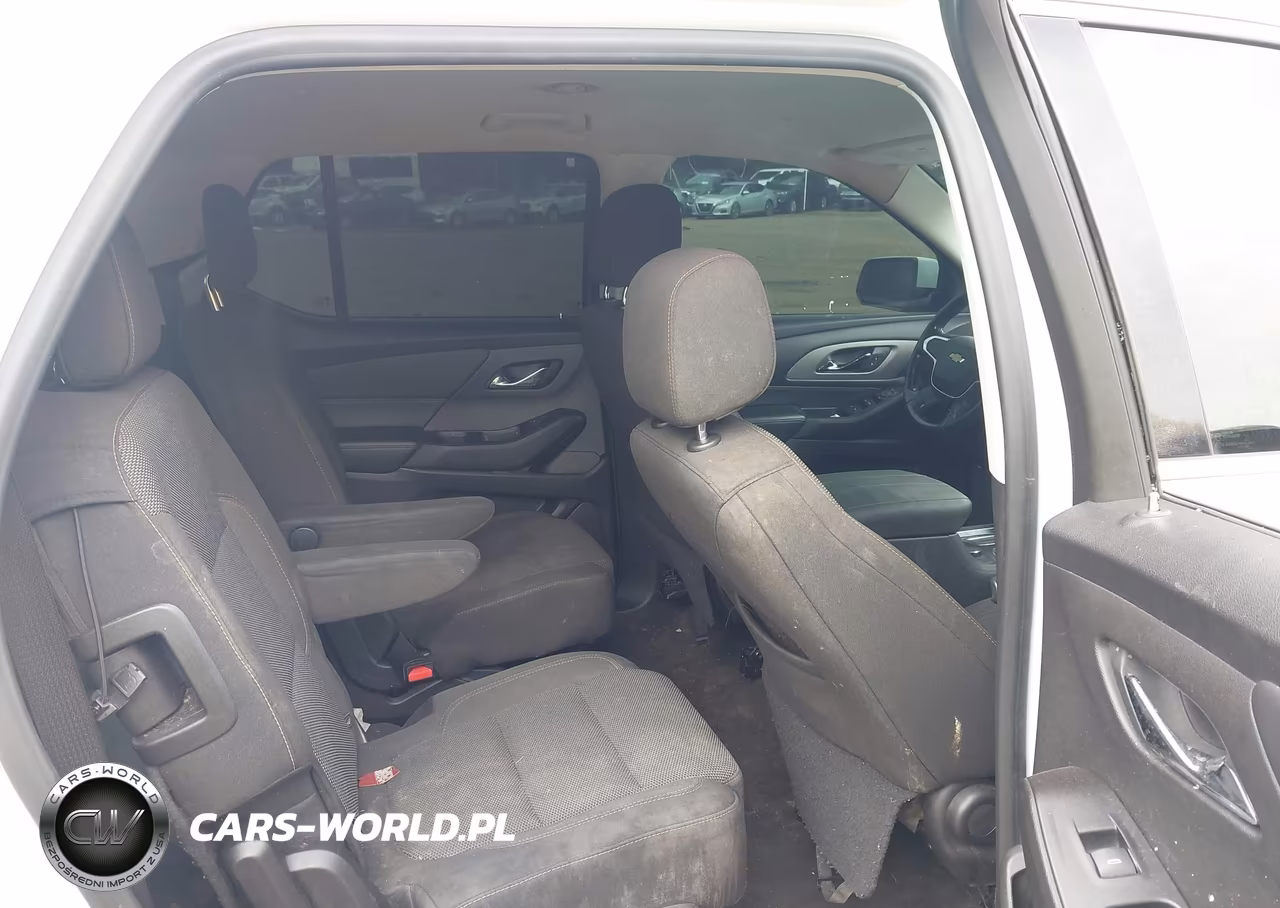 2018 Chevrolet Traverse Lt Cloth VIN:1GNERMKW9JJ237299 - 8