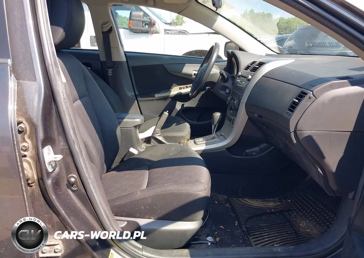 2010 Toyota Corolla S VIN:2T1BU4EE6AC245630 - 5