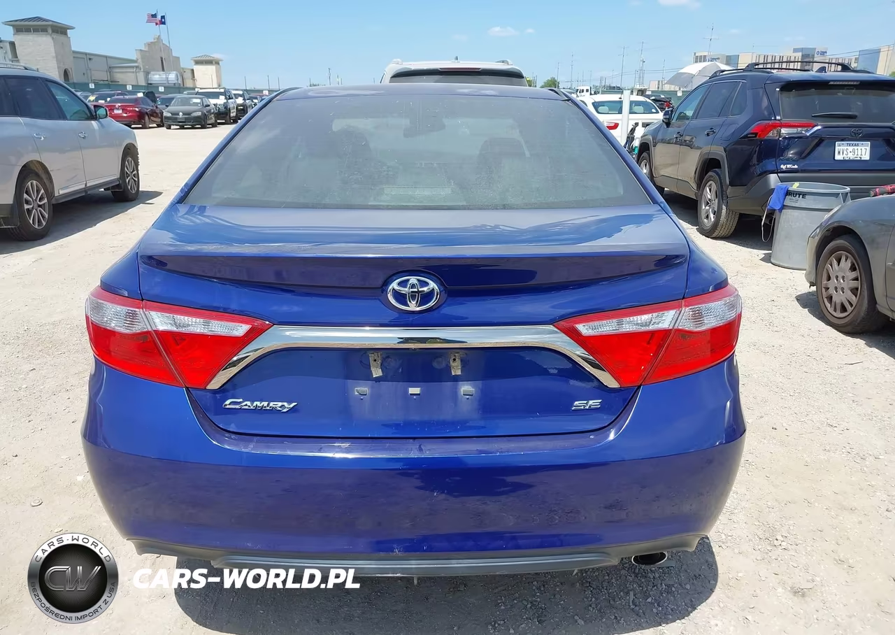 2015 Toyota Camry Se VIN:4T1BF1FK8FU901975 - 16