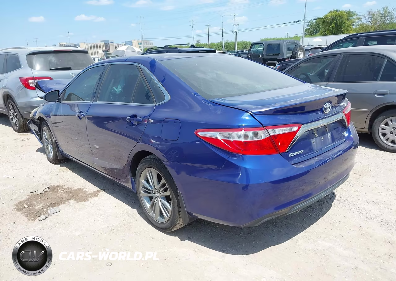 2015 Toyota Camry Se VIN:4T1BF1FK8FU901975 - 3