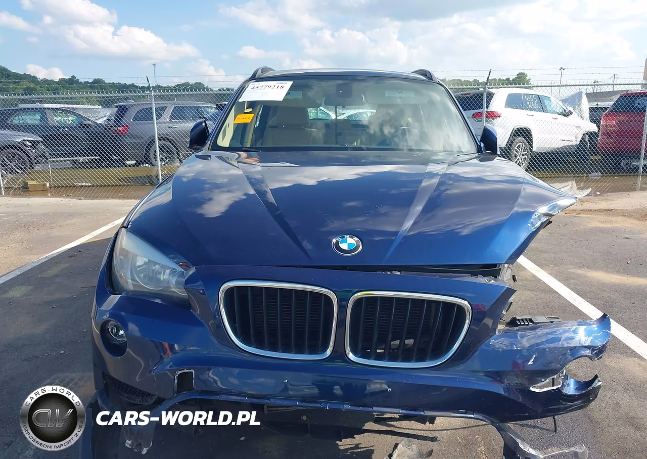 2014 BMW X1 xDrive28I VIN:WBAVL1C50EVY23528 - 12