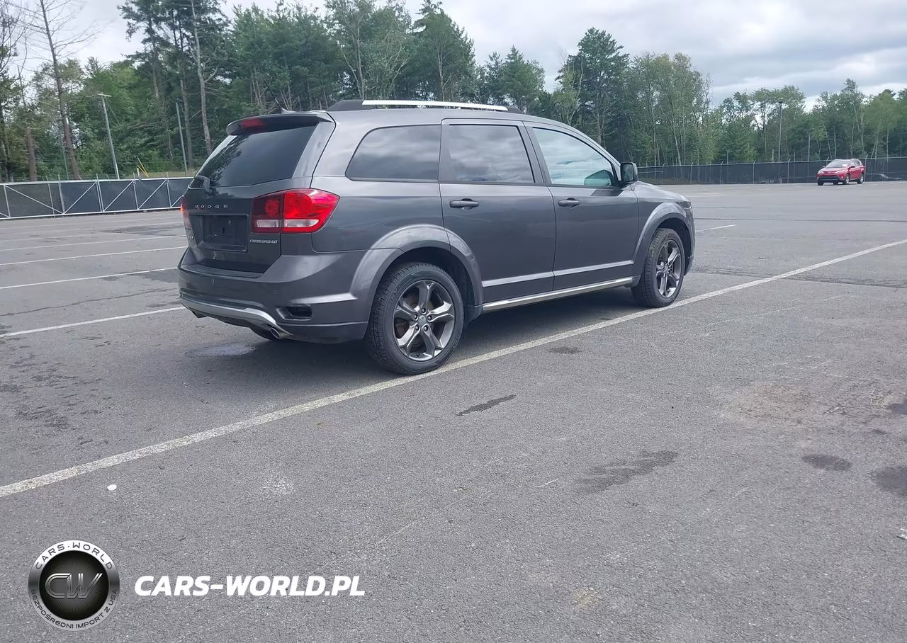 2015 Dodge Journey Crossroad VIN:3C4PDDGG5FT519036 - 4