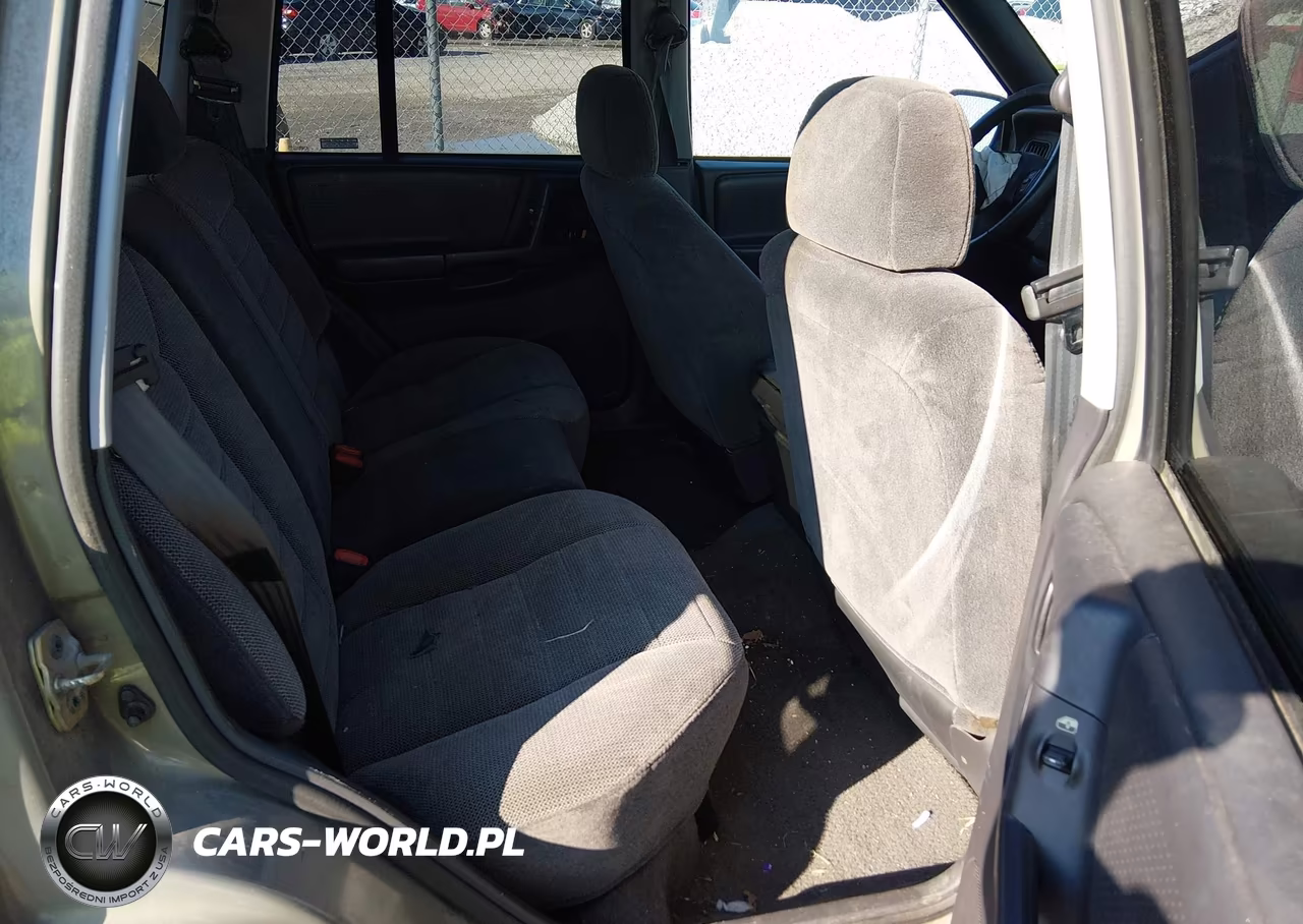 1996 Jeep Grand Cherokee Laredo VIN:1J4GZ58S9TC370187 - 8