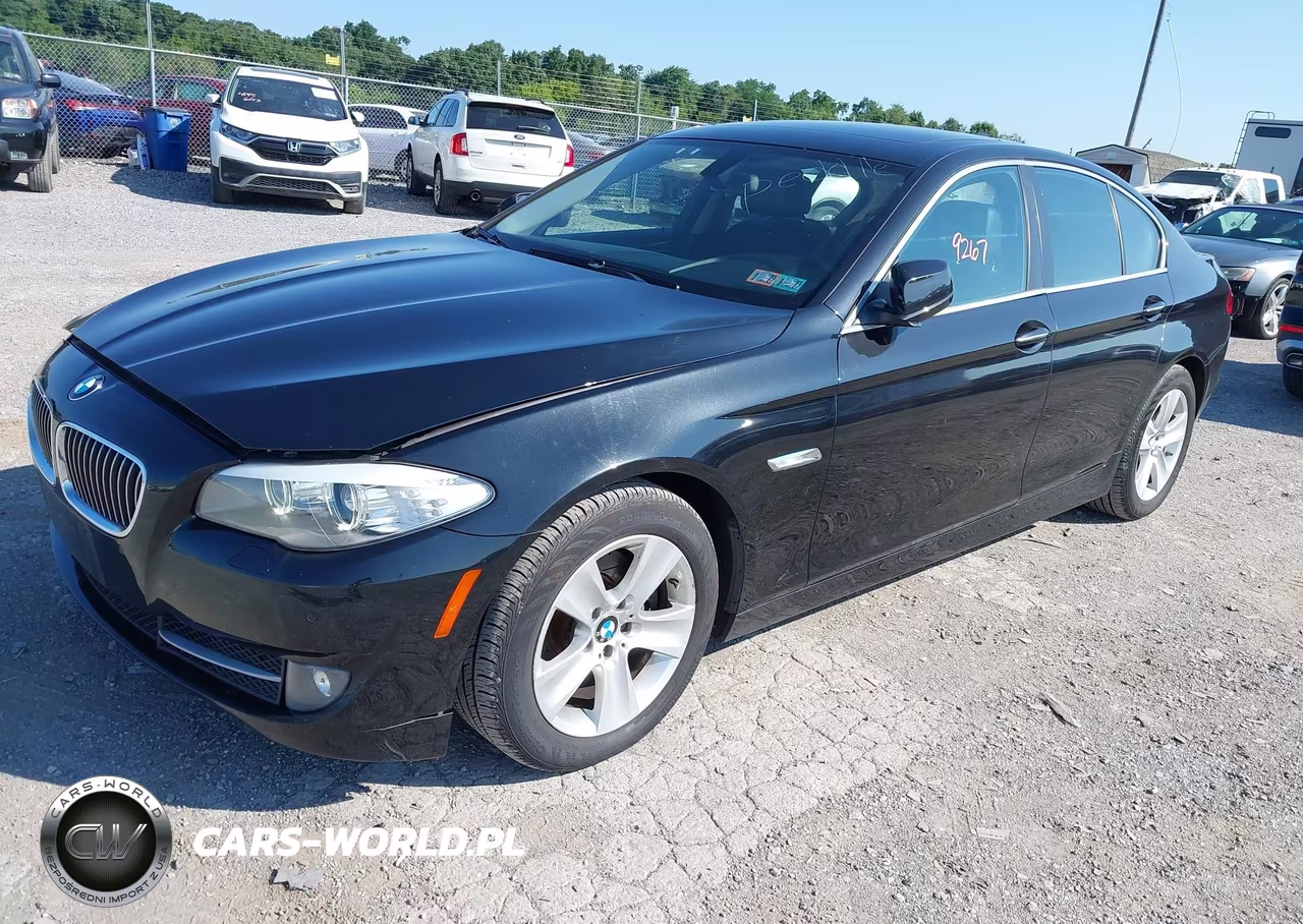 2013 BMW 528I xDrive VIN:WBAXH5C56DD113474 - 2