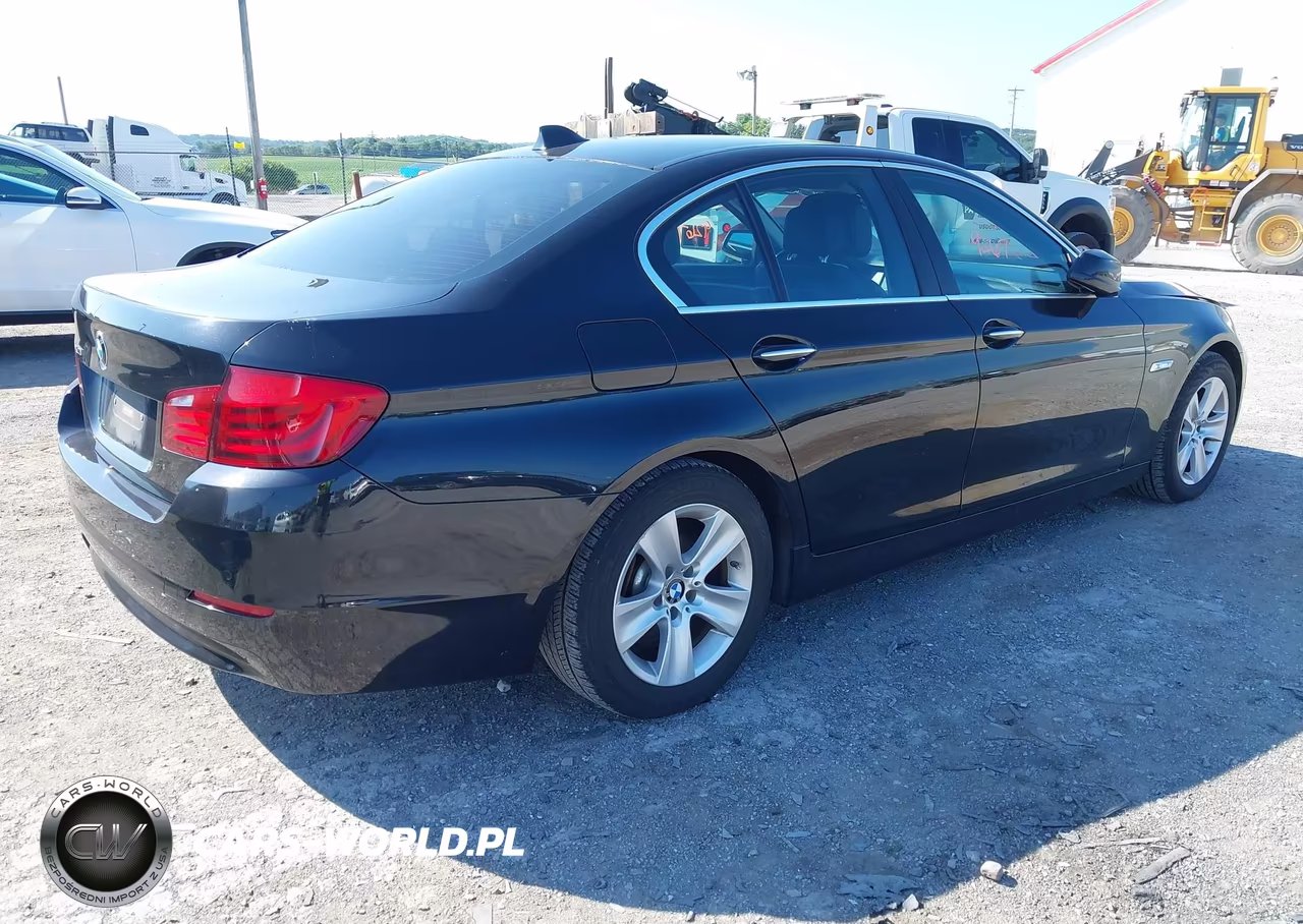 2013 BMW 528I xDrive VIN:WBAXH5C56DD113474 - 4