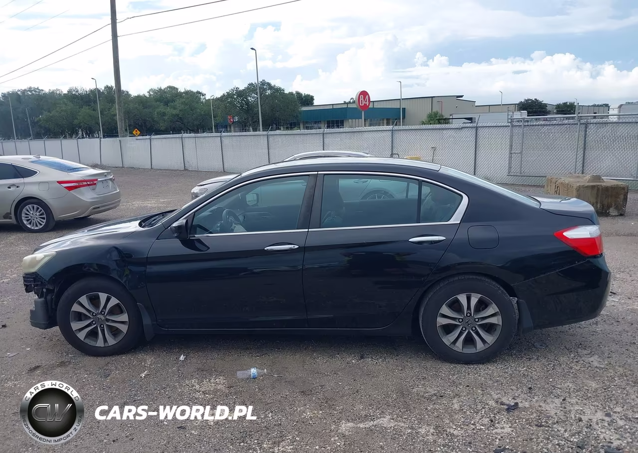 2015 Honda Accord Lx VIN:1HGCR2F33FA171961 - 15