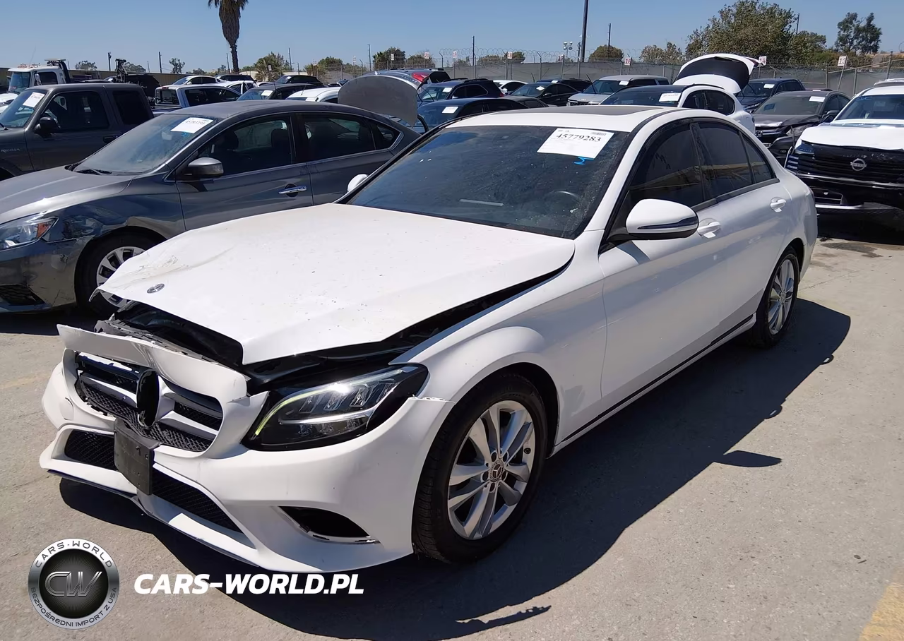 2019 Mercedes-Benz C 300 VIN:55SWF8DB7KU304884 - 2