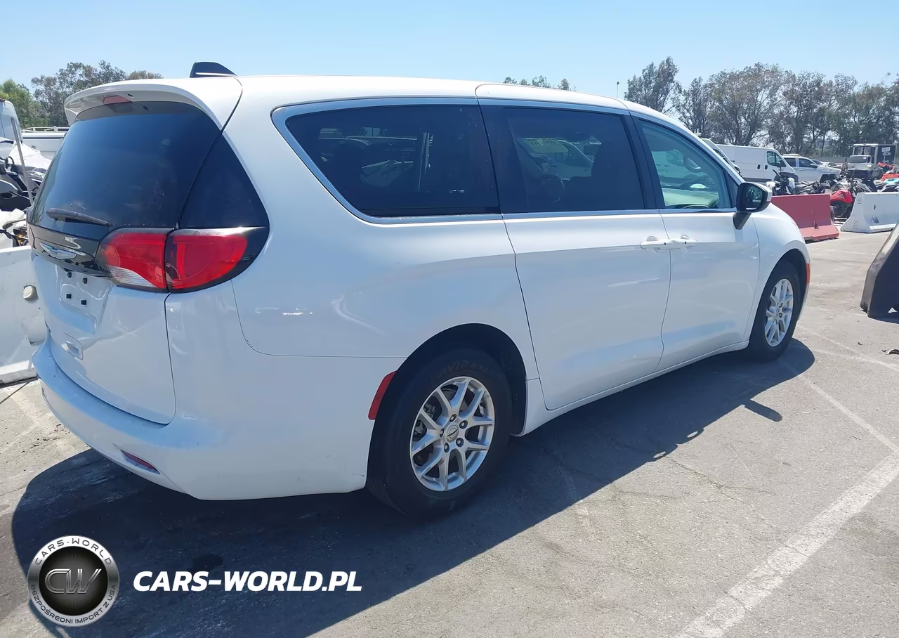 2022 Chrysler Voyager Lx VIN:2C4RC1CG0NR158834 - 4