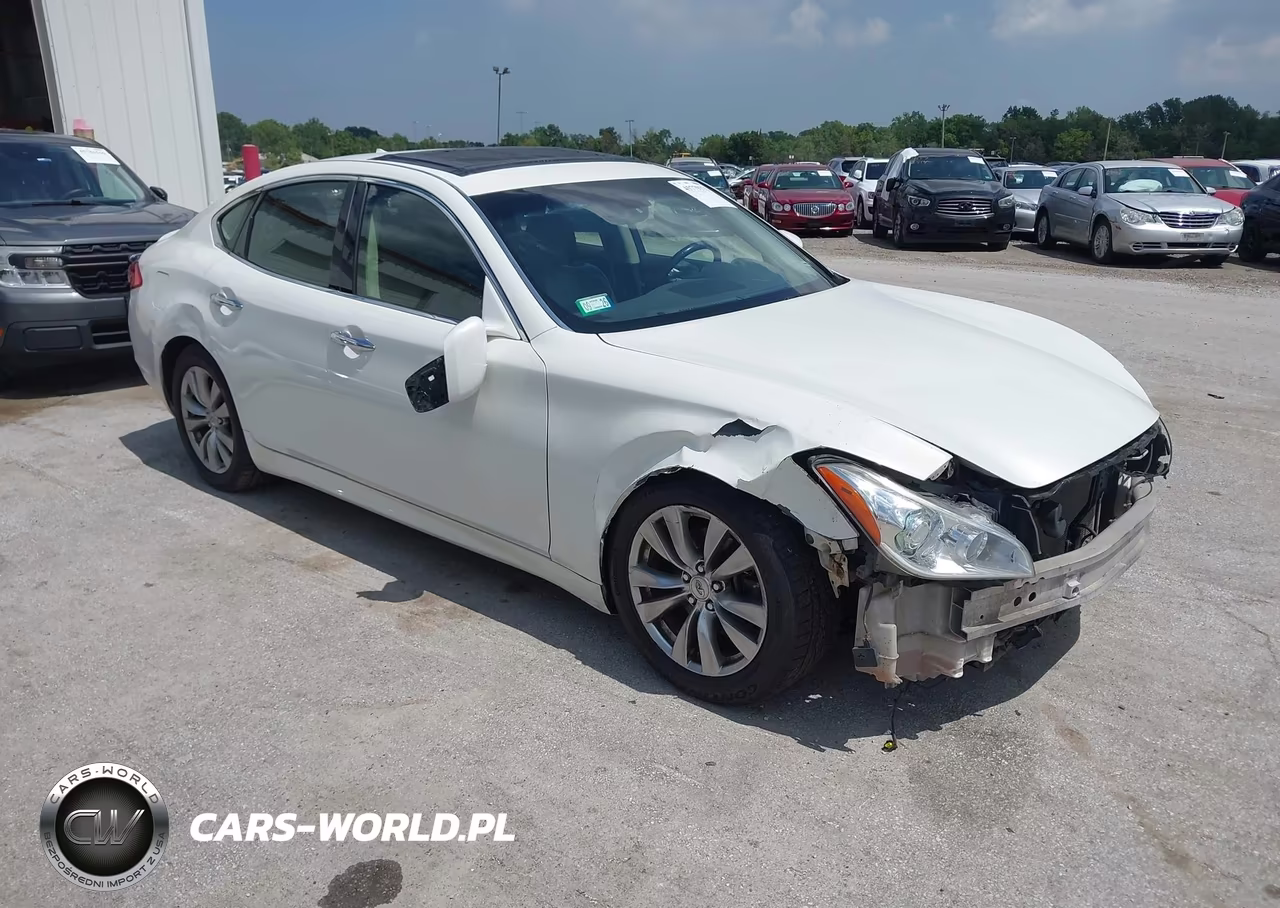 2013 Infiniti M37X