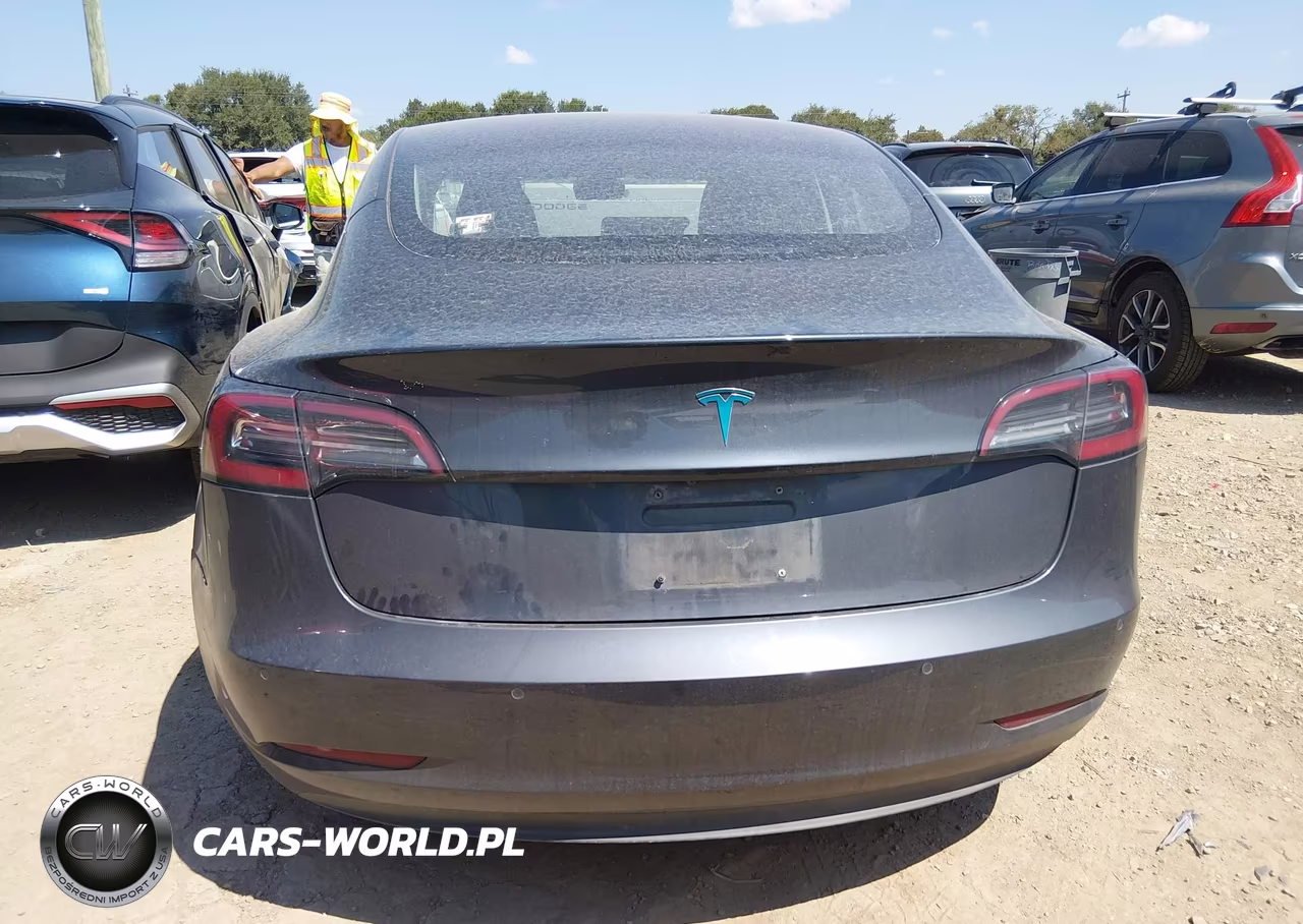 2018 Tesla Model 3 Long Range-Mid Range VIN:5YJ3E1EA9JF033992 - 15