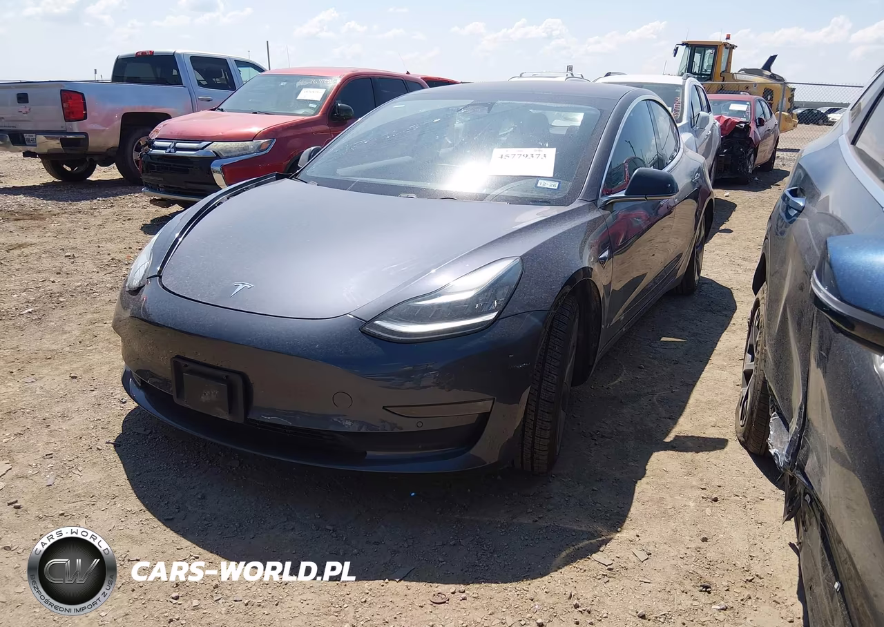 2018 Tesla Model 3 Long Range-Mid Range VIN:5YJ3E1EA9JF033992 - 2