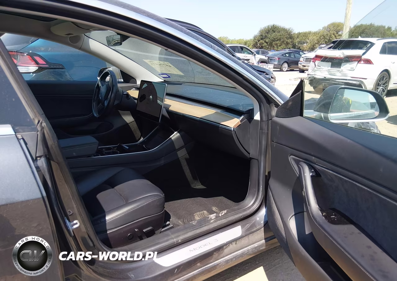 2018 Tesla Model 3 Long Range-Mid Range VIN:5YJ3E1EA9JF033992 - 5