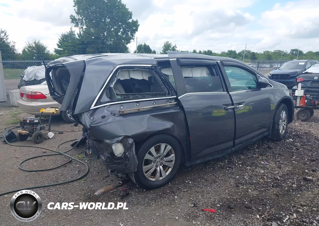 2015 Honda Odyssey Ex VIN:5FNRL5H49FB047816 - 4