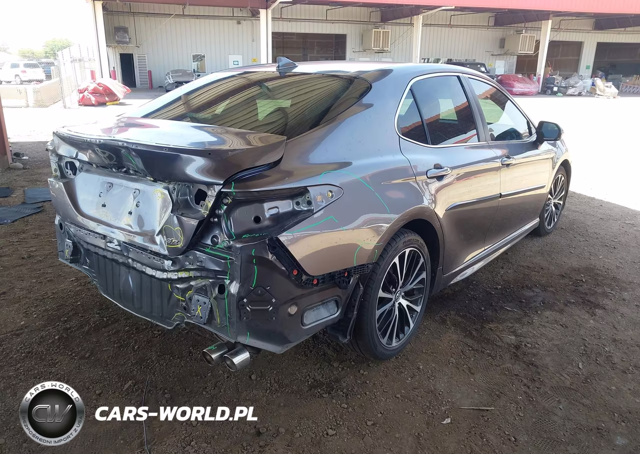 2019 Toyota Camry Se VIN:4T1B11HK6KU732755 - 4