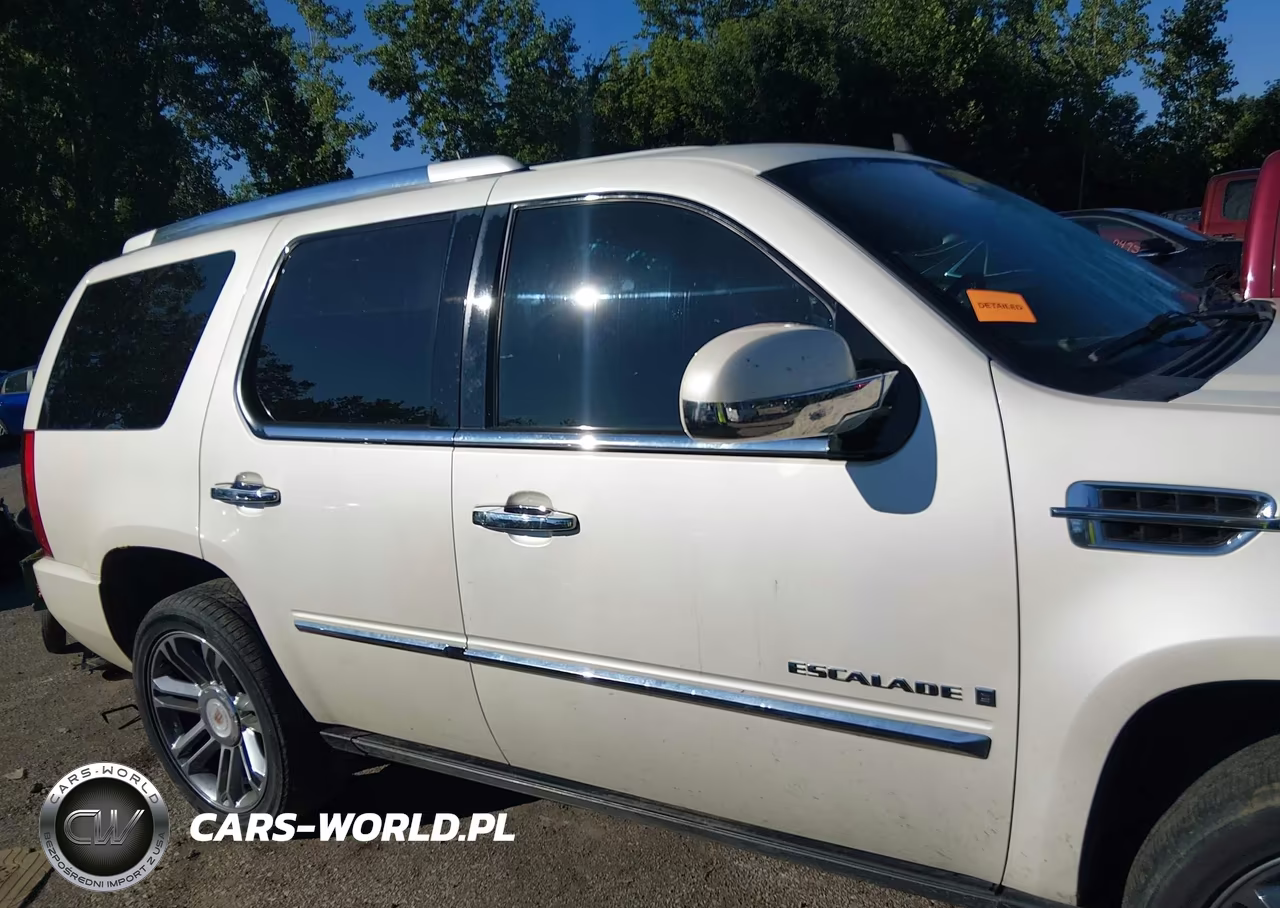 2008 Cadillac Escalade VIN:1GYFK63878R209746 - 13