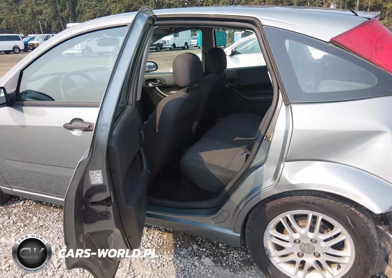 2005 Ford Focus Zx5 VIN:3FAFP37N55R135903 - 8