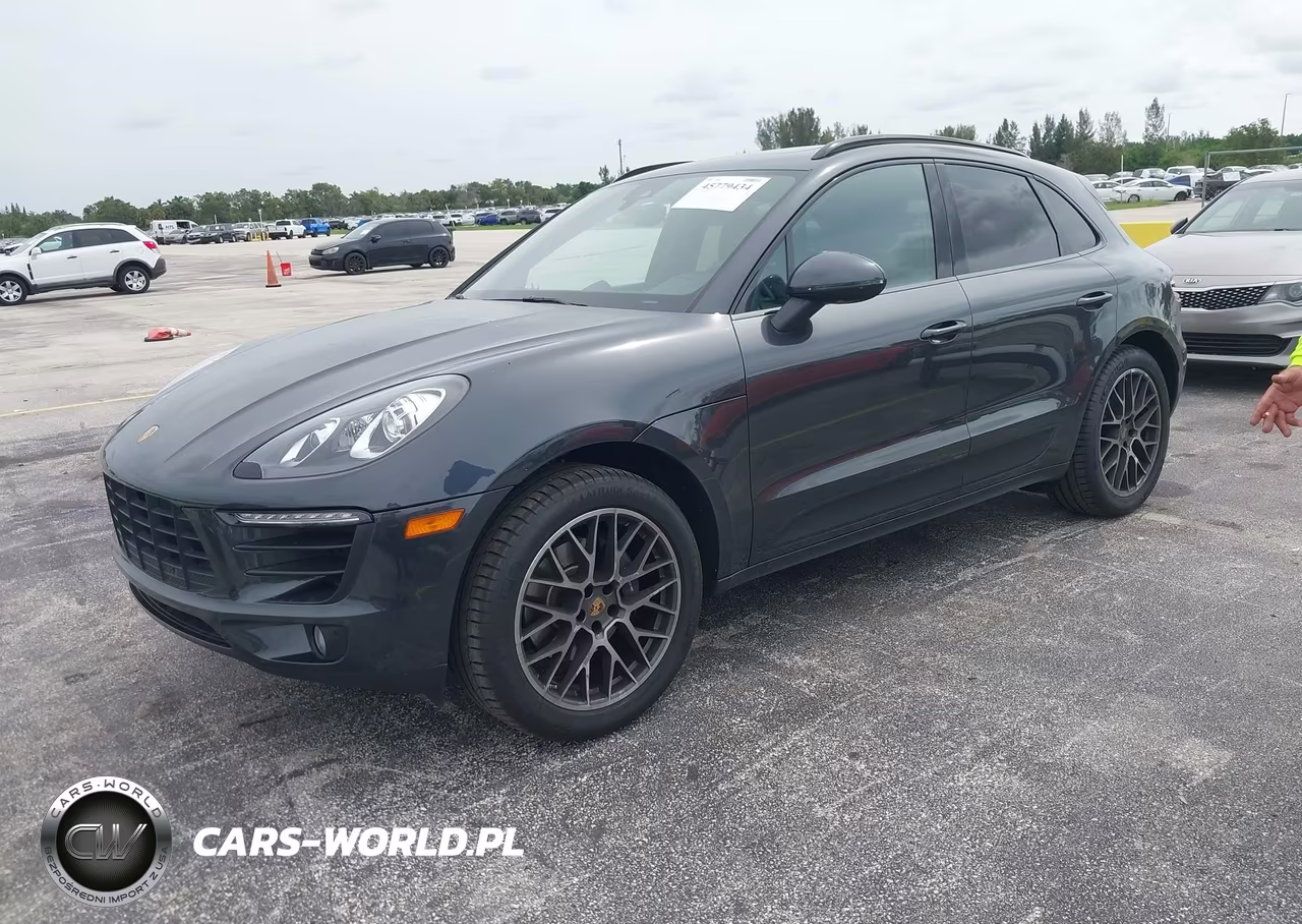 2018 Porsche Macan Sport Edition VIN:WP1AA2A53JLB19733 - 2