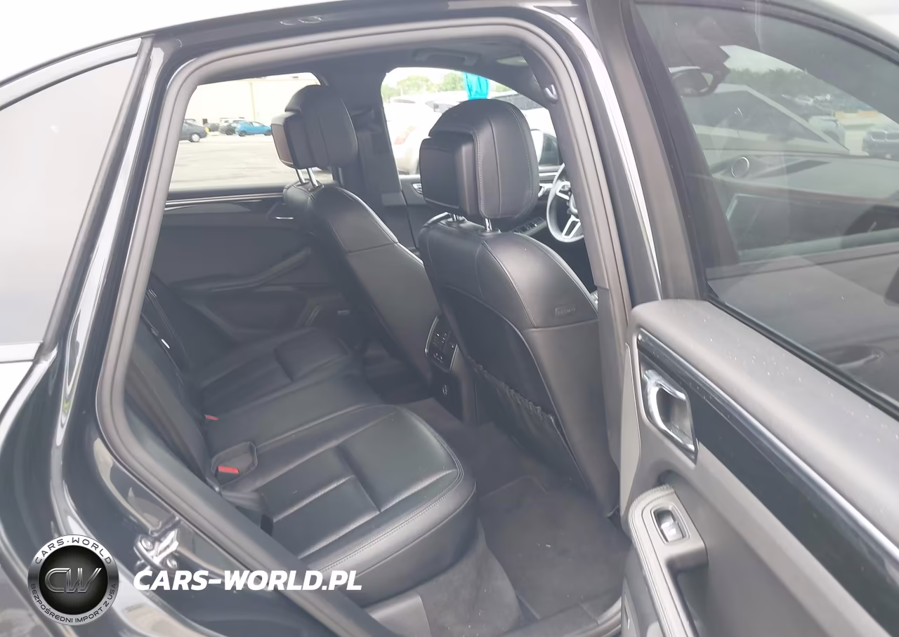 2018 Porsche Macan Sport Edition VIN:WP1AA2A53JLB19733 - 8