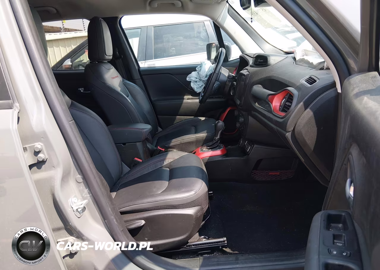 2022 Jeep Renegade Trailhawk 4X4 VIN:ZACNJDC13NPN51973 - 5