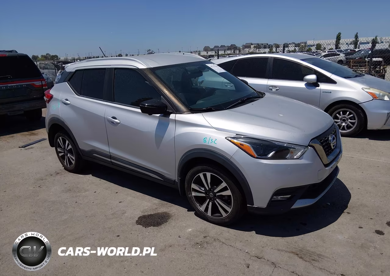 2018 Nissan Kicks Sr
