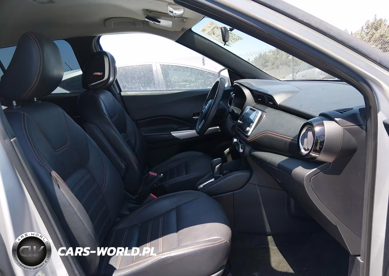2018 Nissan Kicks Sr VIN:3N1CP5CU2JL542471 - 5