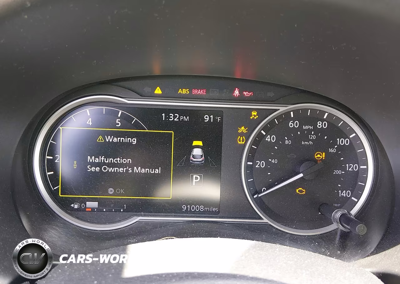 2018 Nissan Kicks Sr VIN:3N1CP5CU2JL542471 - 7