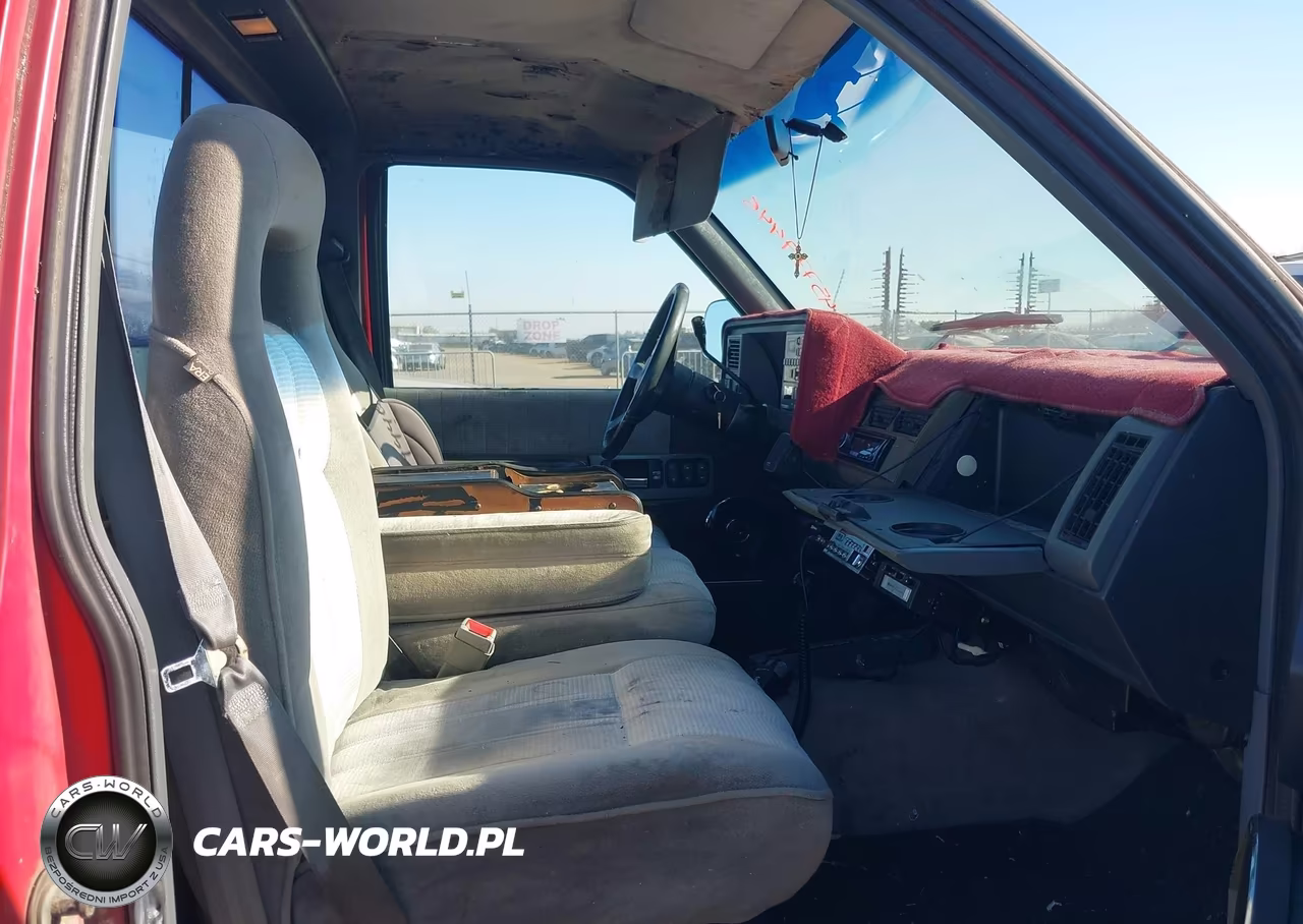 1990 Chevrolet Gmt-400 K1500 VIN:1GCDK14K5LZ157486 - 5