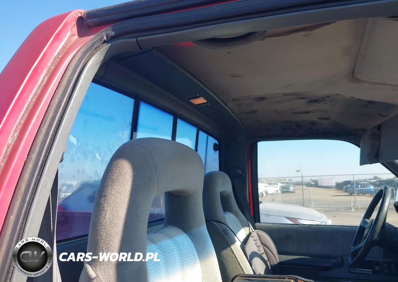 1990 Chevrolet Gmt-400 K1500 VIN:1GCDK14K5LZ157486 - 8