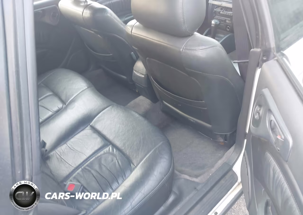 1996 Subaru Legacy Outback VIN:4S3BG6855T7388216 - 8