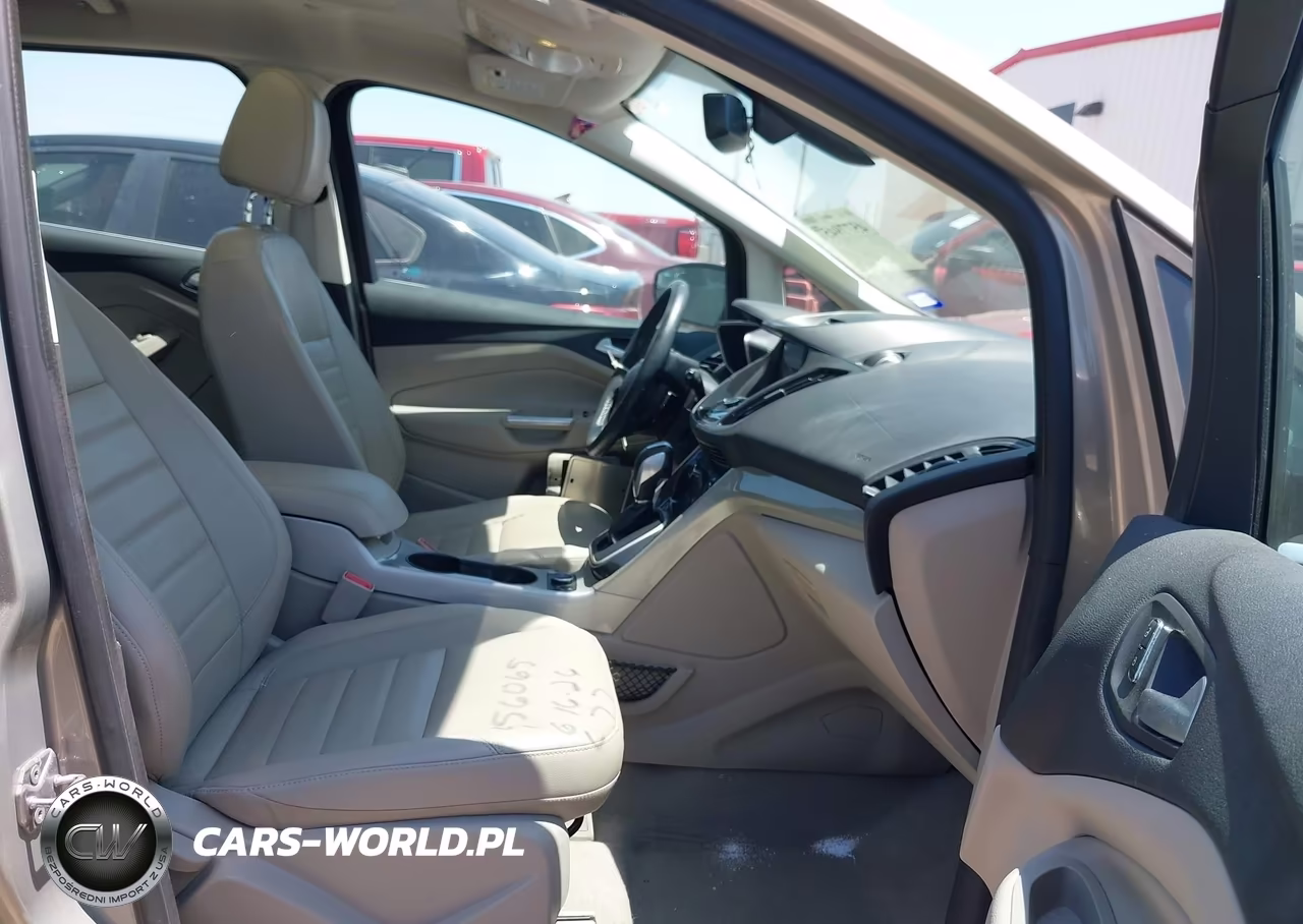 2016 Ford C-Max Hybrid Sel VIN:1FADP5BU7GL109497 - 5