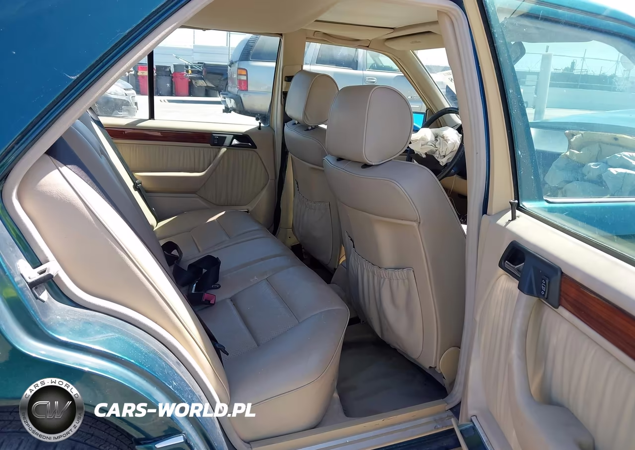 1995 Mercedes-Benz E 320 Base-320 Special VIN:WDBEA32E1SC156559 - 8