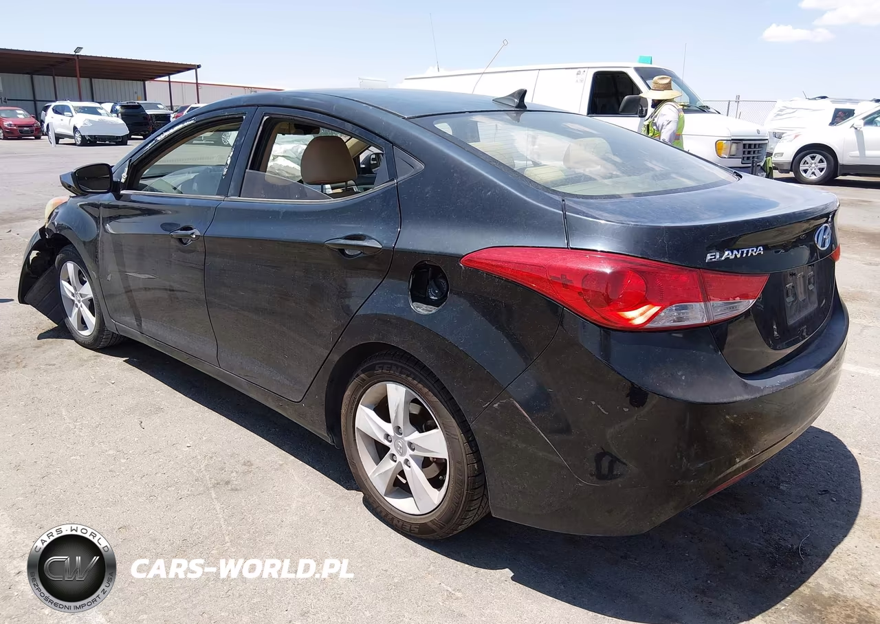 2013 Hyundai Elantra Gls VIN:KMHDH4AE4DU857234 - 3
