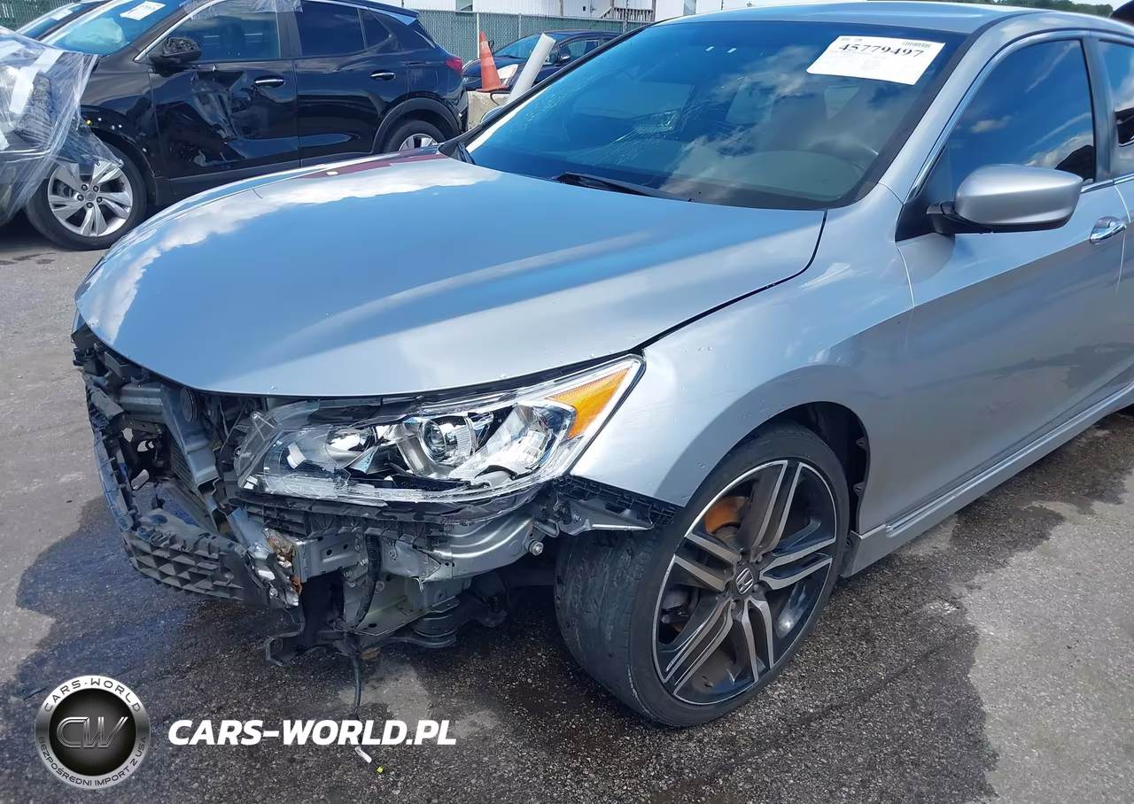 2017 Honda Accord Sport VIN:1HGCR2F50HA064919 - 18