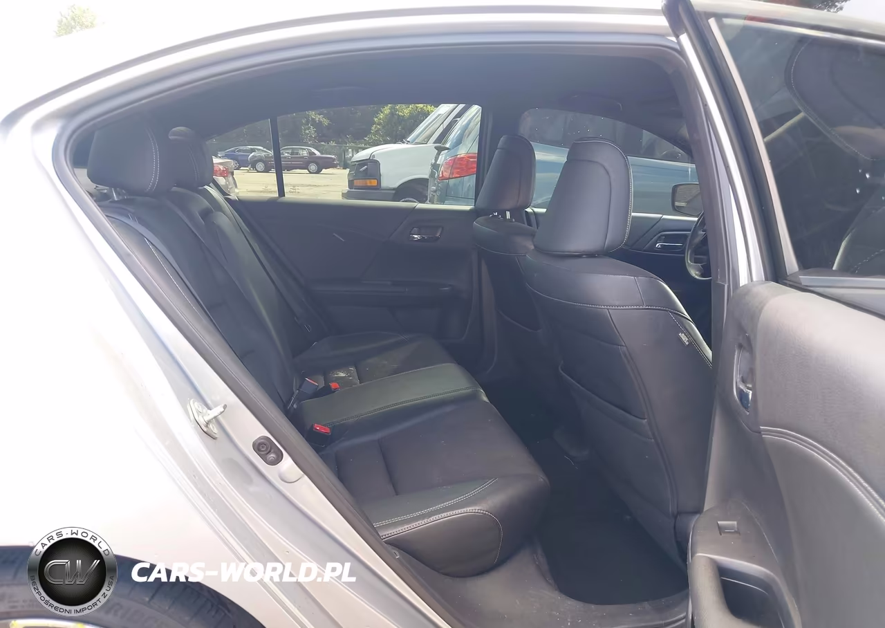 2017 Honda Accord Sport VIN:1HGCR2F50HA064919 - 8