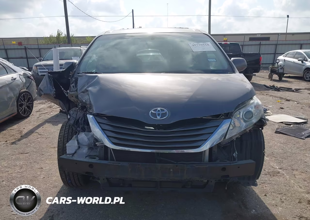 2013 Toyota Sienna Xle 7 Passenger VIN:5TDDK3DC8DS066168 - 13