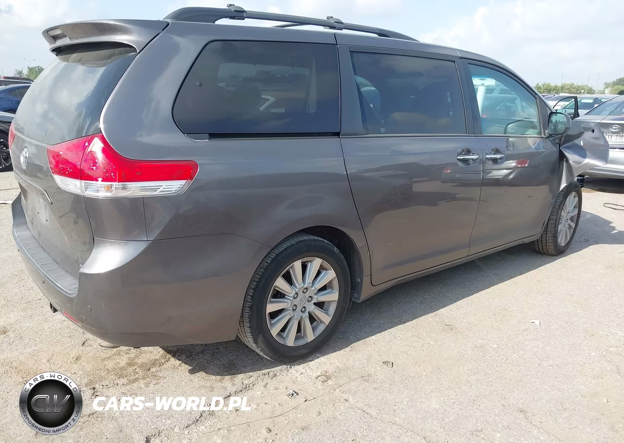 2013 Toyota Sienna Xle 7 Passenger VIN:5TDDK3DC8DS066168 - 4