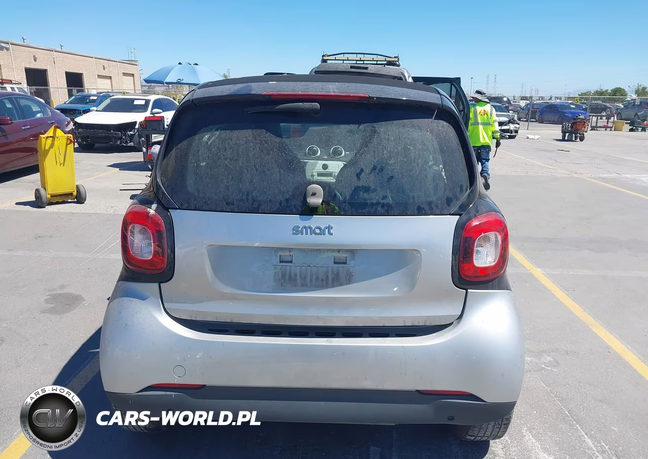 2016 Smart Fortwo Passion VIN:WMEFJ5DA3GK051970 - 17