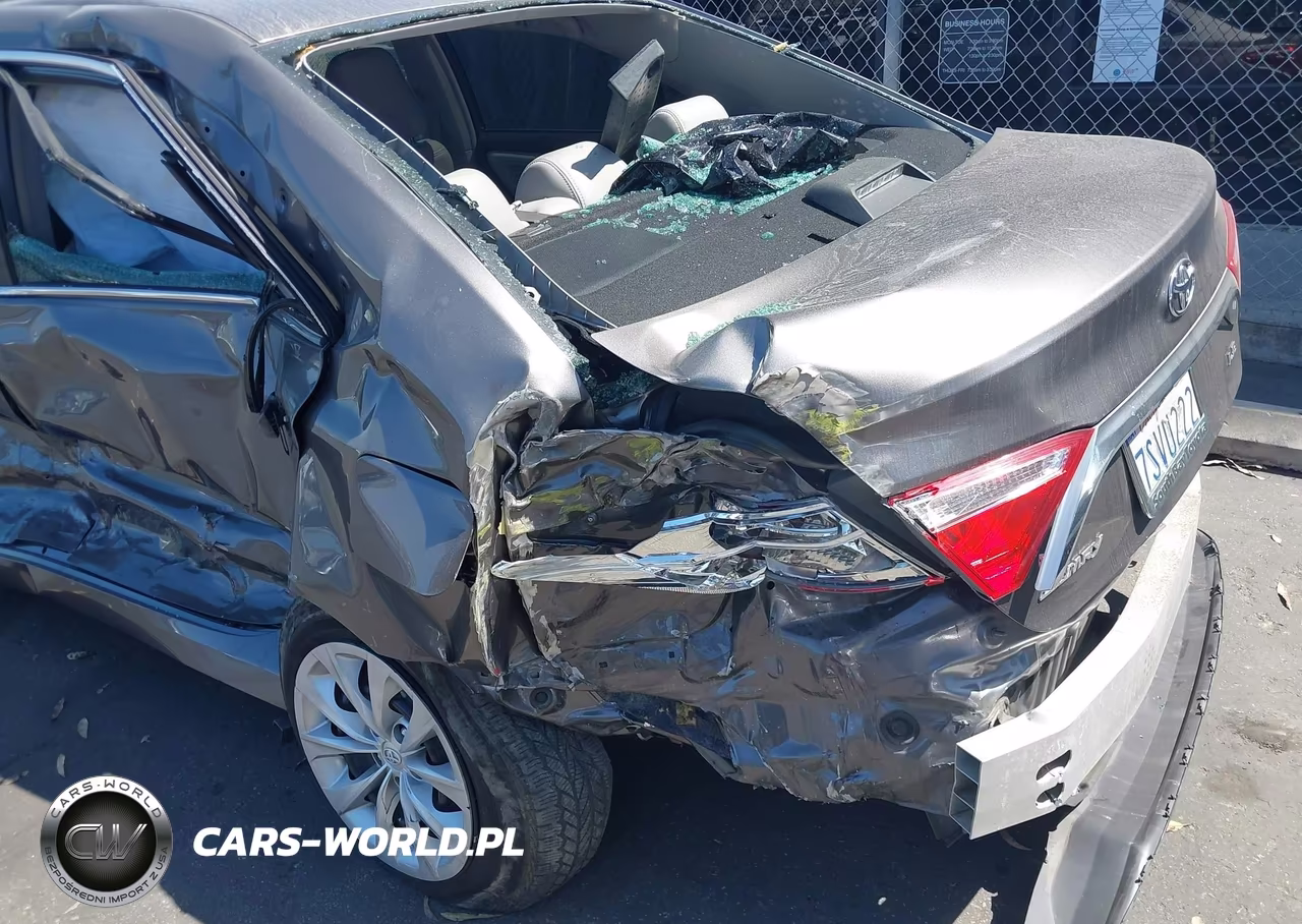 2016 Toyota Camry Le VIN:4T4BF1FKXGR562739 - 6