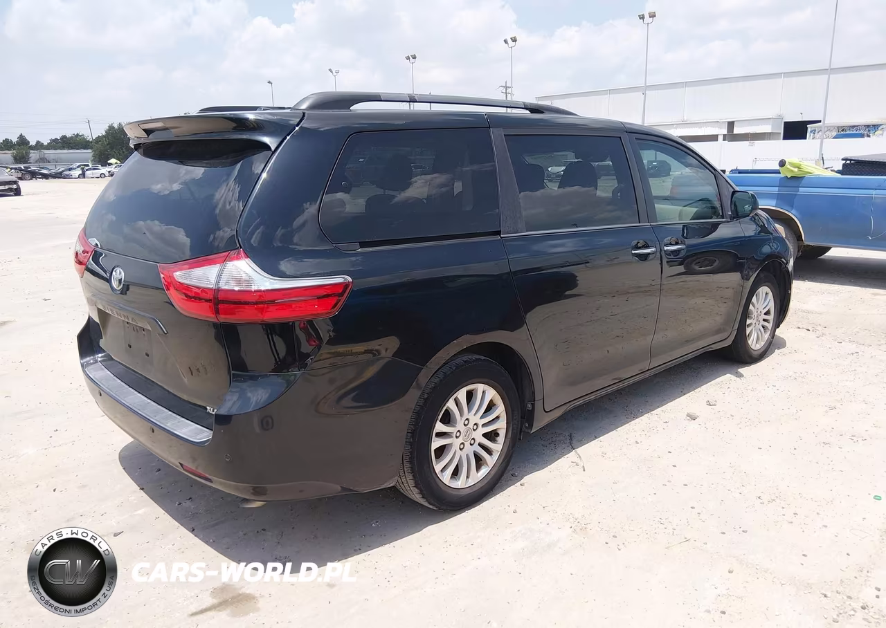 2015 Toyota Sienna Xle 8 Passenger VIN:5TDYK3DC7FS539675 - 4