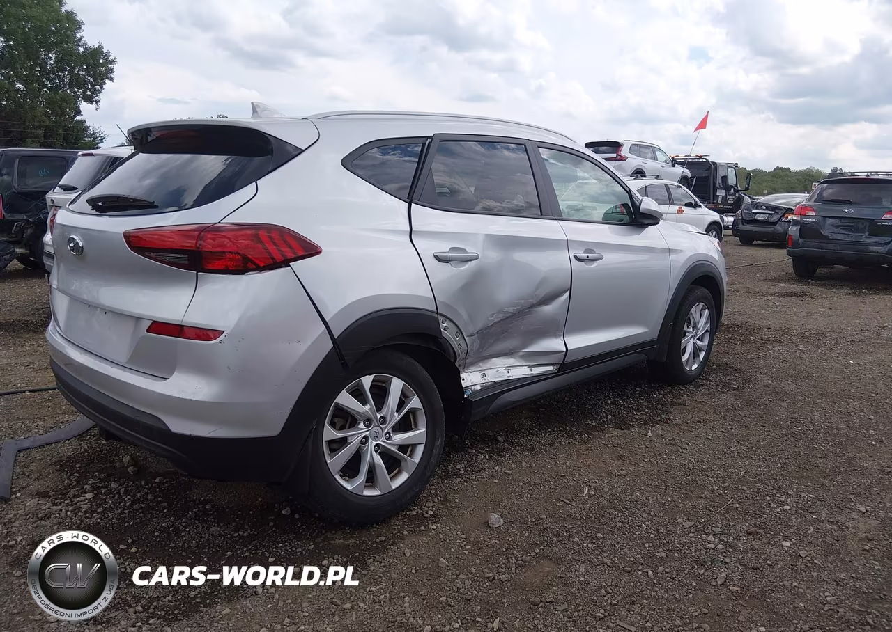 2019 Hyundai Tucson Value VIN:KM8J33A49KU944238 - 4