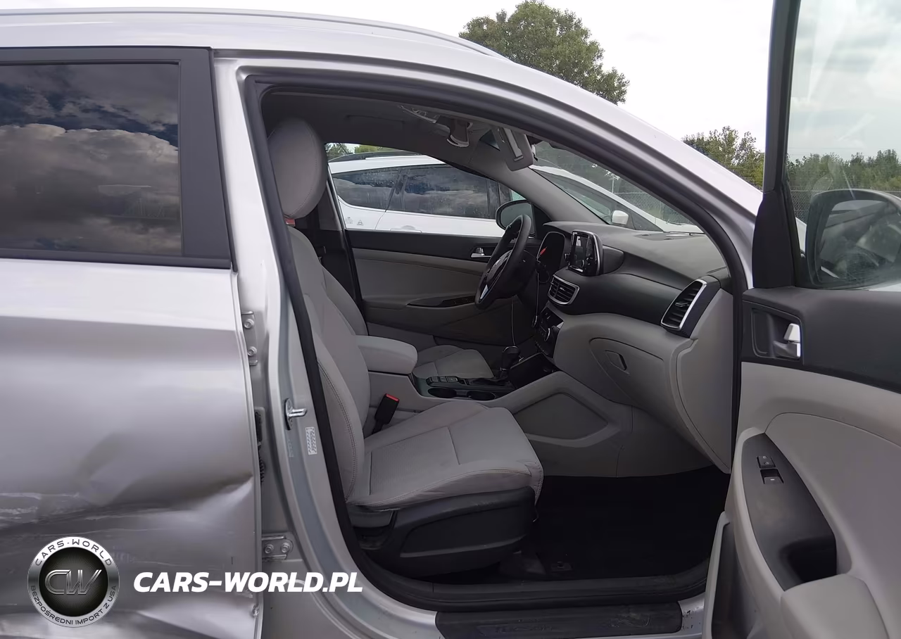 2019 Hyundai Tucson Value VIN:KM8J33A49KU944238 - 5