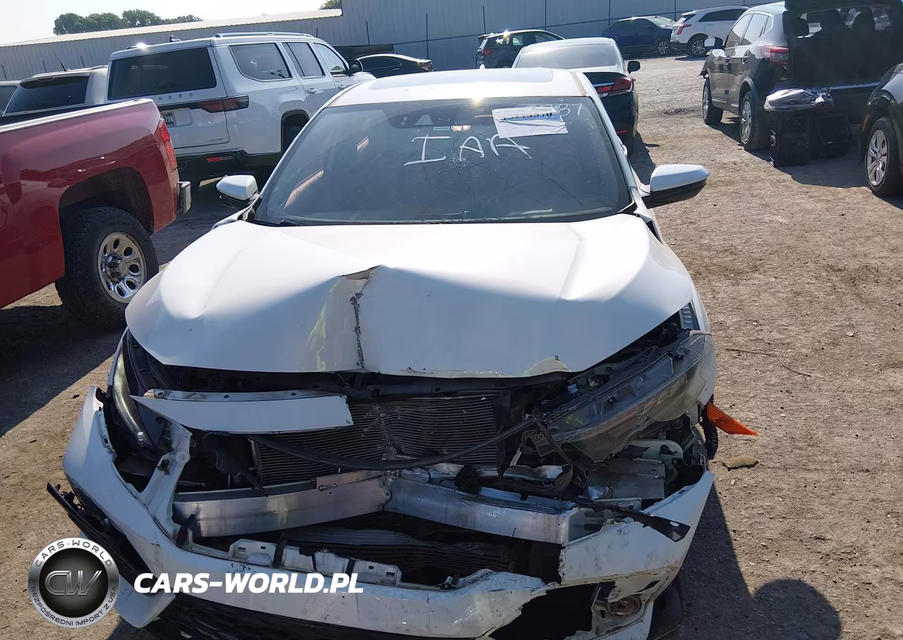 2019 Honda Civic Sport Touring VIN:SHHFK7H92KU213387 - 12