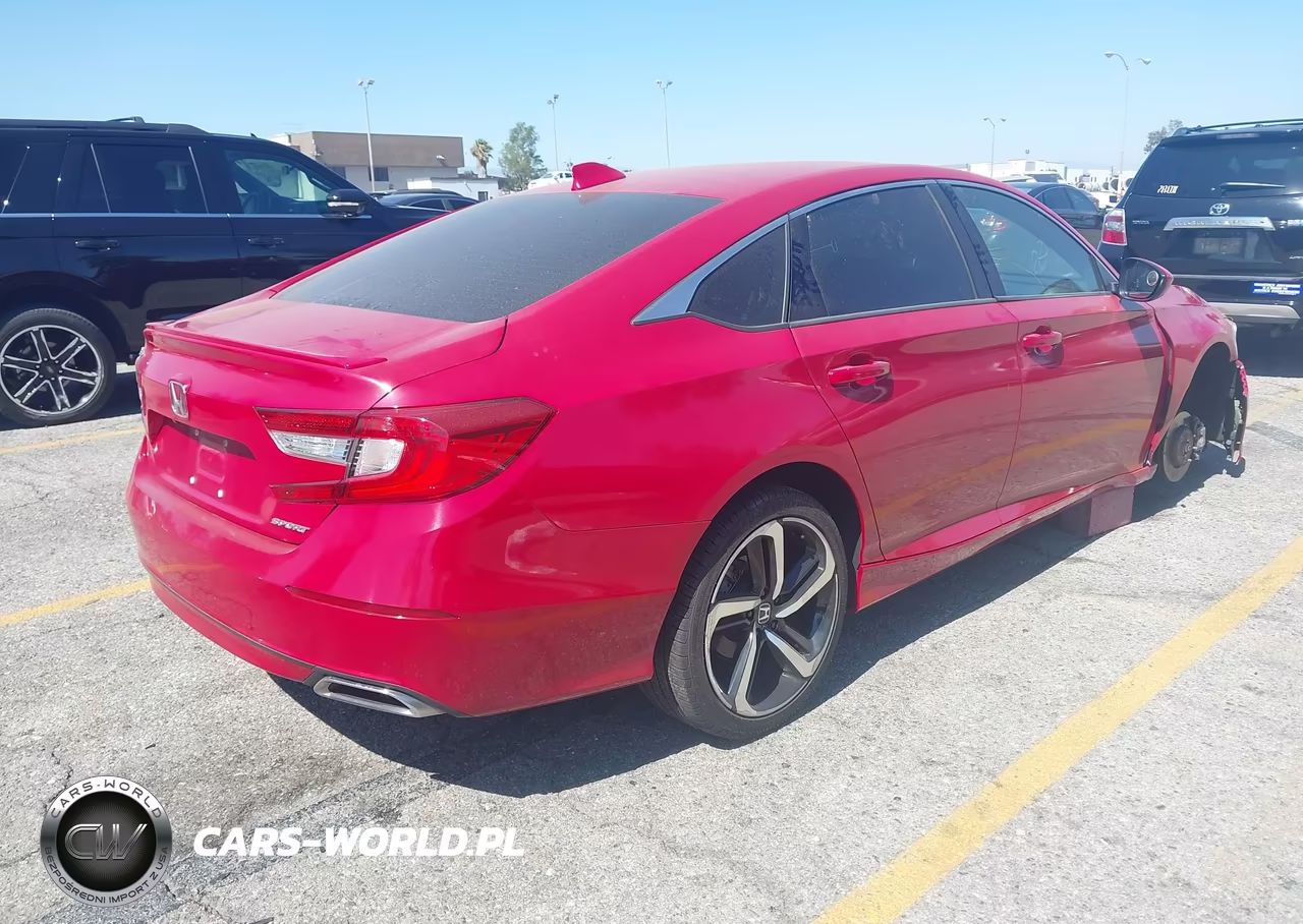 2018 Honda Accord Sport VIN:1HGCV1F39JA073595 - 4