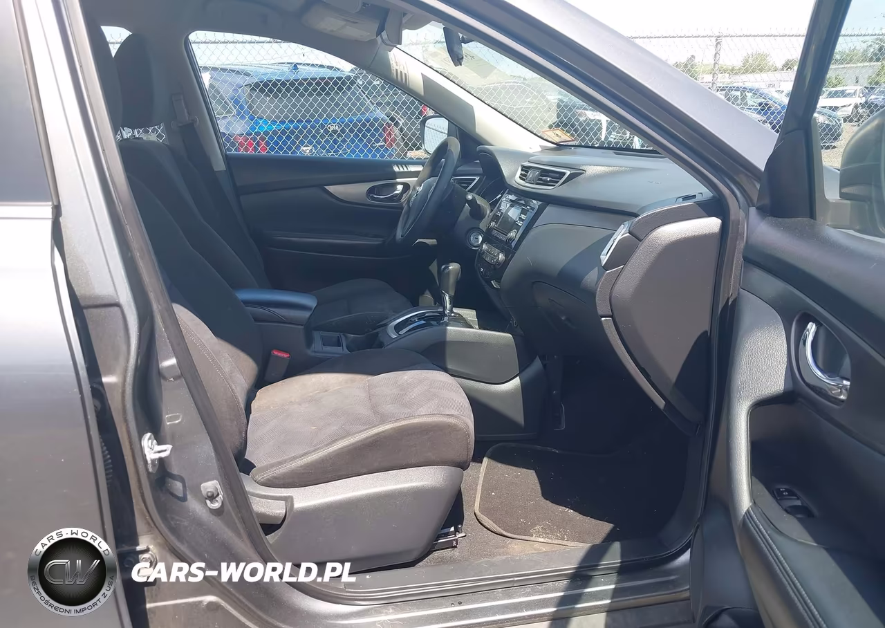 2015 Nissan Rogue S VIN:KNMAT2MV1FP542088 - 5