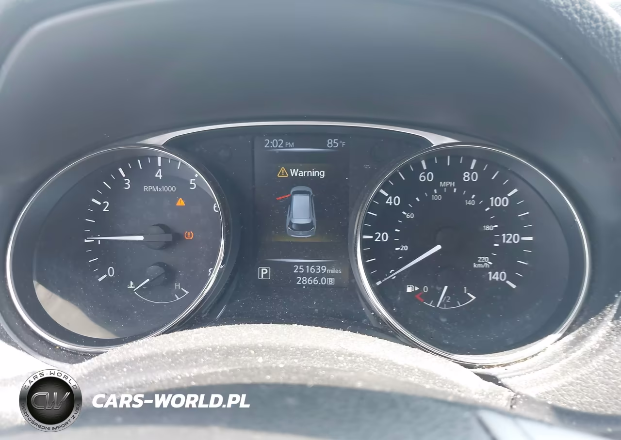 2015 Nissan Rogue S VIN:KNMAT2MV1FP542088 - 7