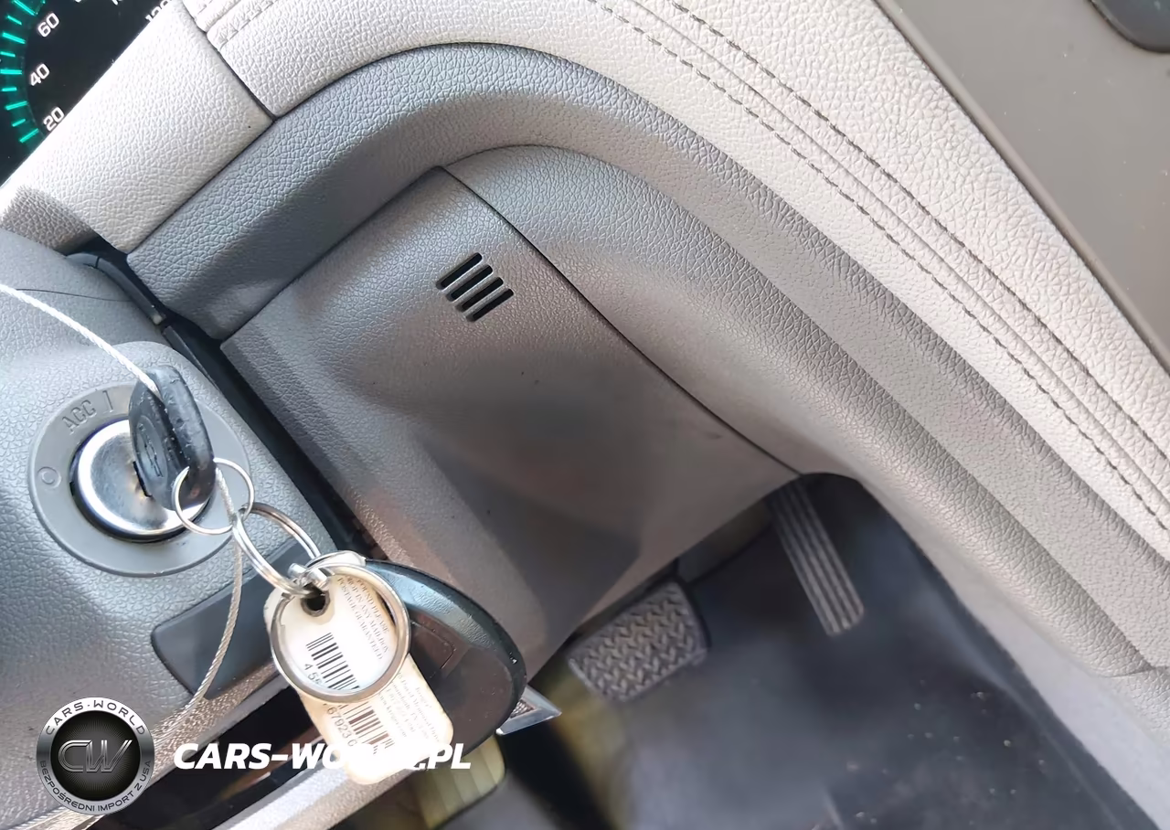 2014 Chevrolet Traverse Ls VIN:1GNKRFKD7EJ197937 - 11